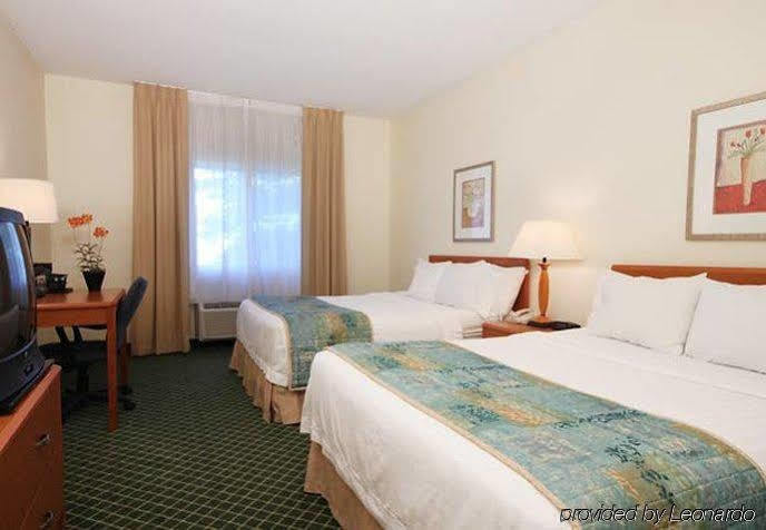 Baymont By Wyndham Coon Rapids Hotel Bagian luar foto