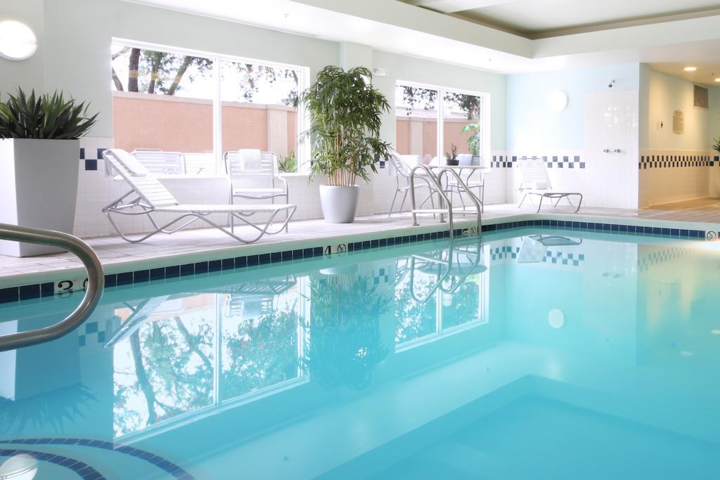 Baymont By Wyndham Coon Rapids Hotel Bagian luar foto