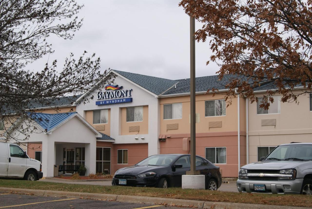 Baymont By Wyndham Coon Rapids Hotel Bagian luar foto
